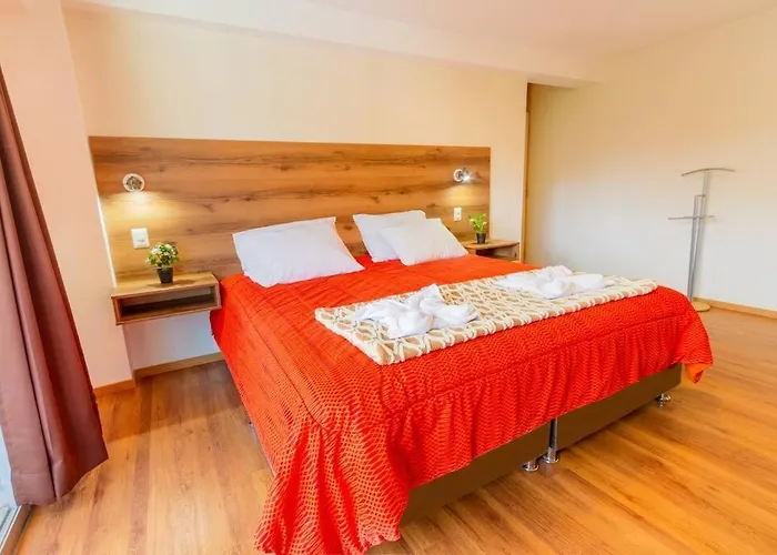 Platinum 204 Apartment *